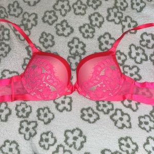 Victorias Secret push up bra